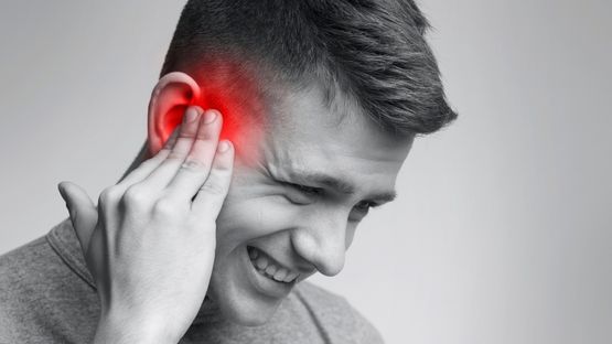 Understanding Ear Pain: Common Causes and Simple Home Remedies